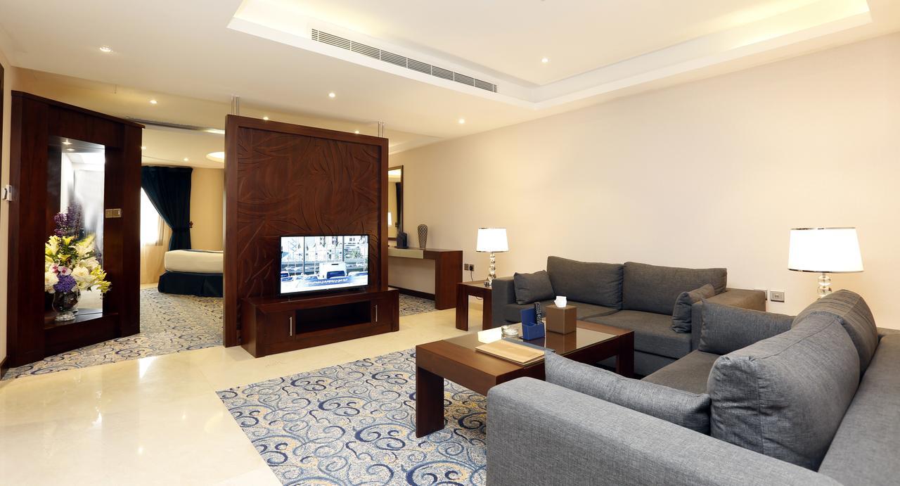 Intour Jazan Hotel Bagian luar foto