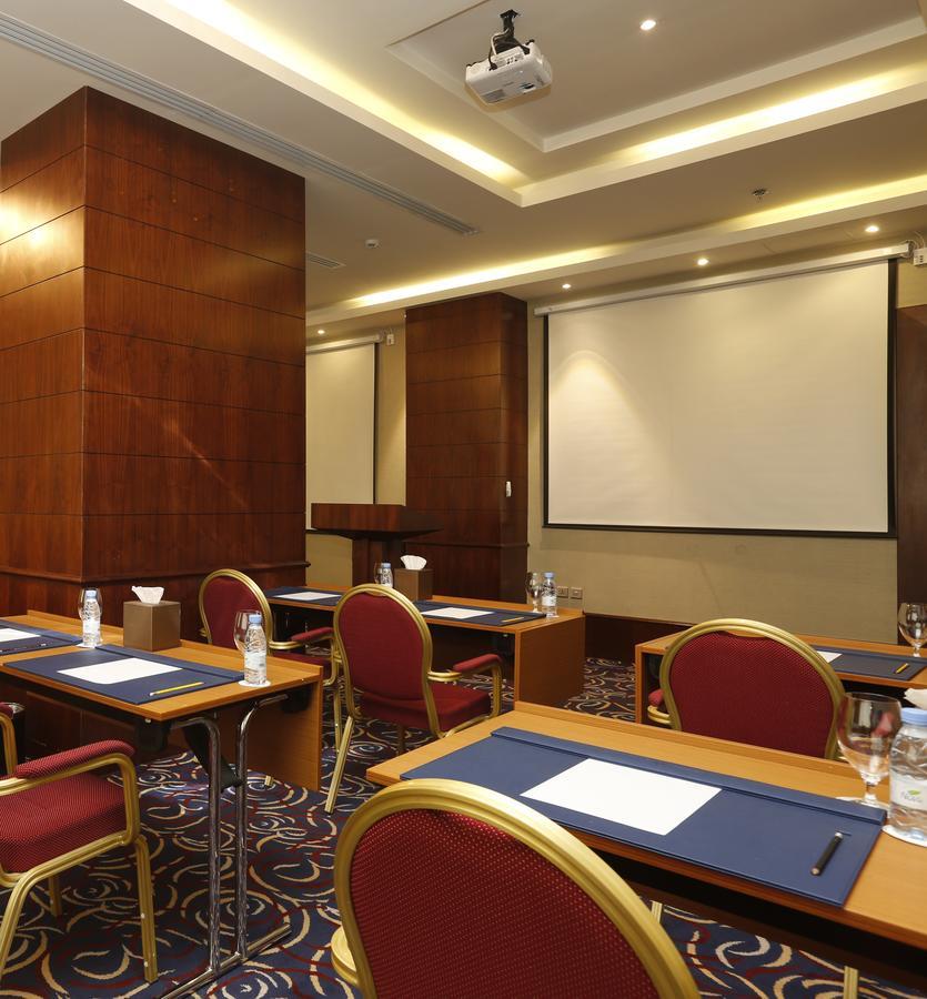 Intour Jazan Hotel Bagian luar foto