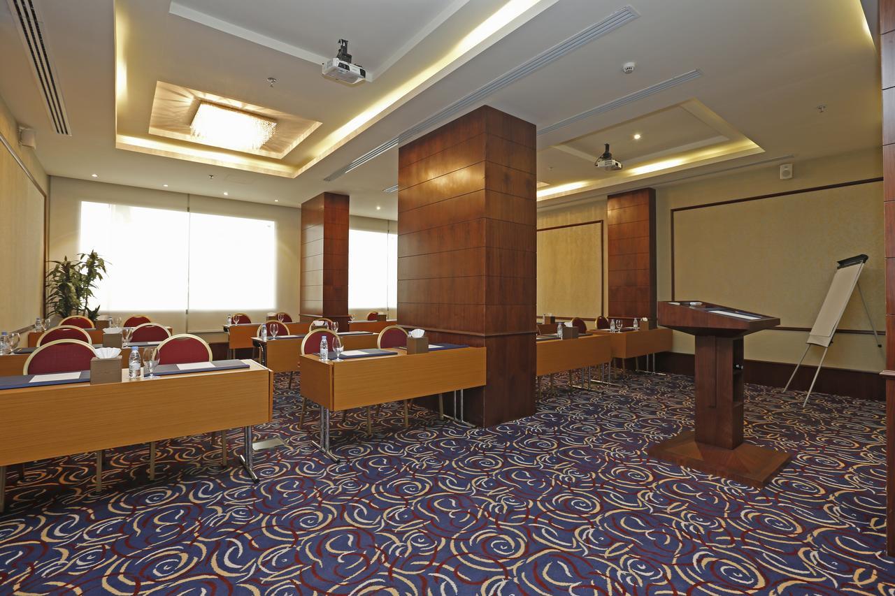 Intour Jazan Hotel Bagian luar foto