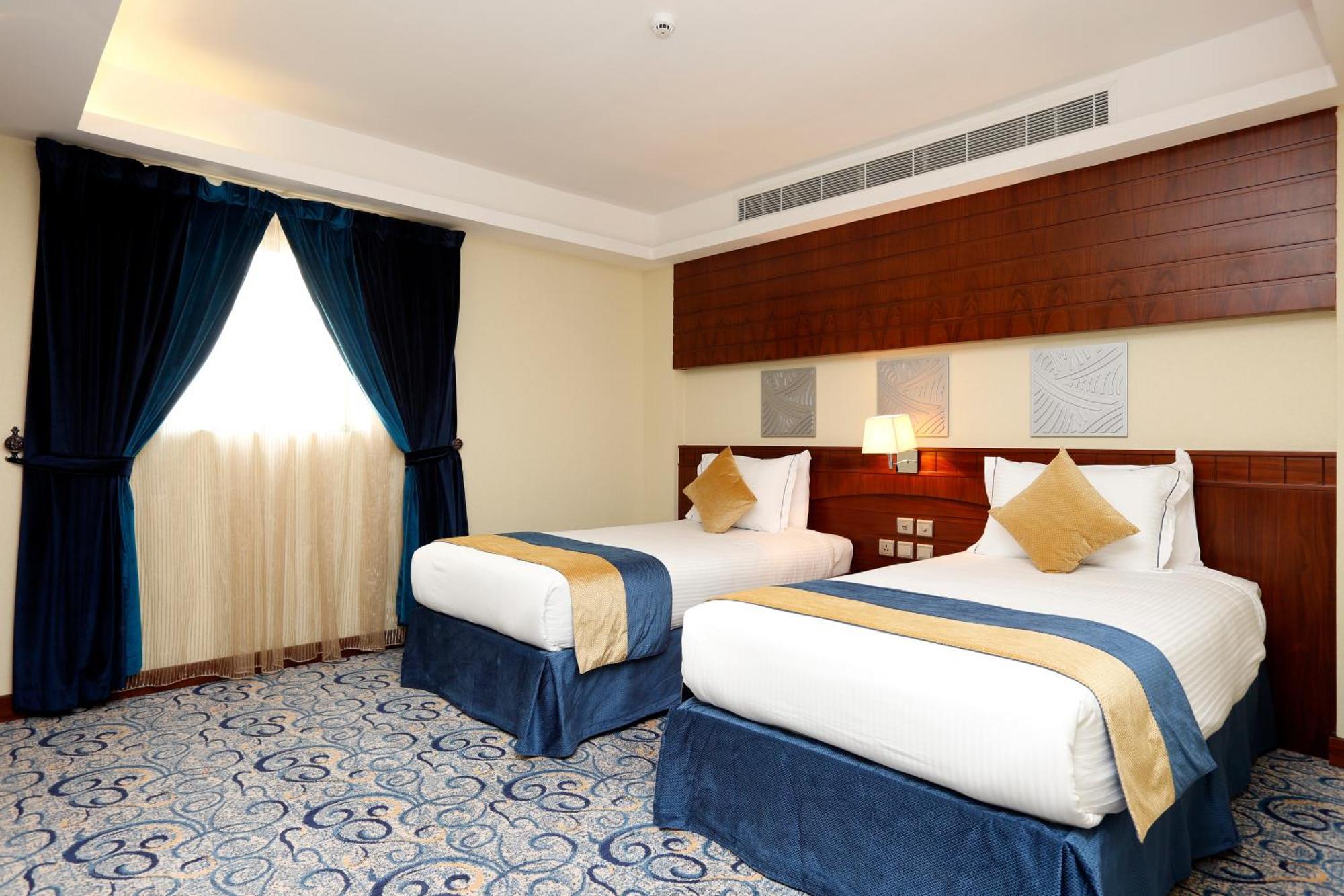 Intour Jazan Hotel Bagian luar foto